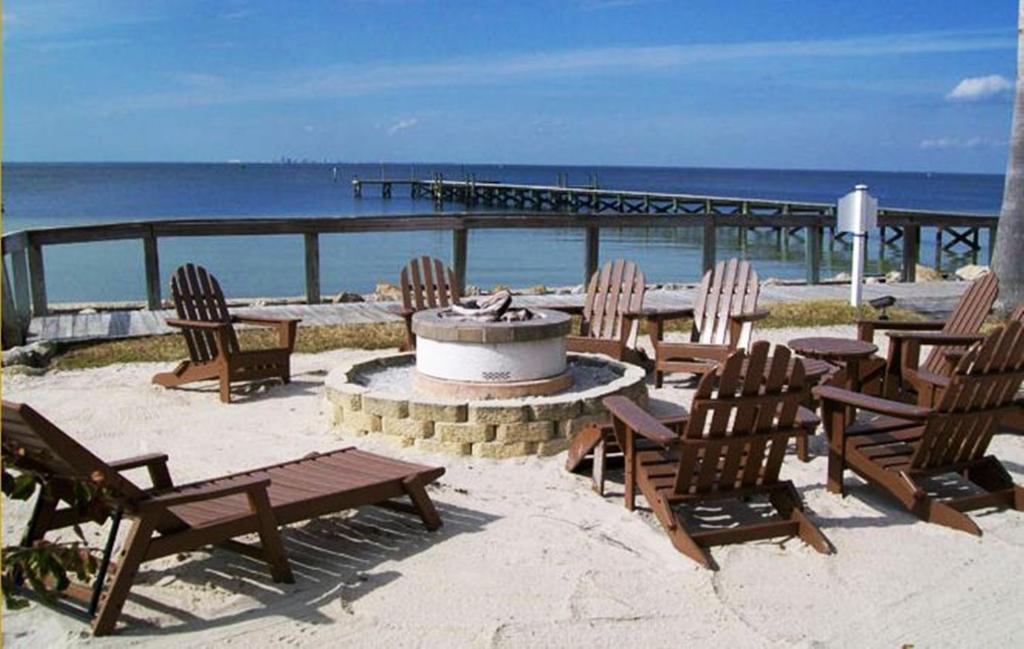 Harborside Suites At Little Harbor Ruskin Esterno foto