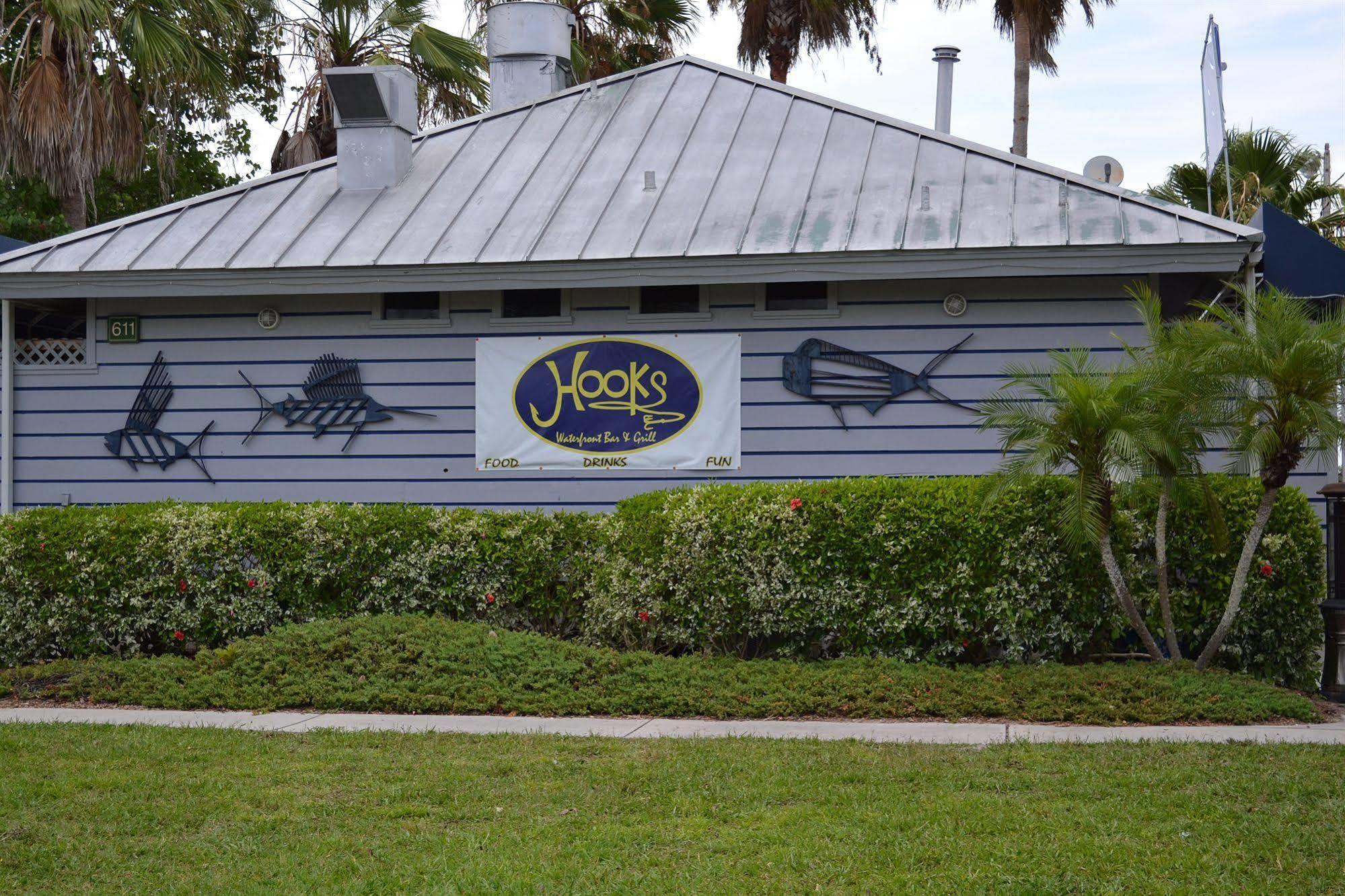 Harborside Suites At Little Harbor Ruskin Esterno foto
